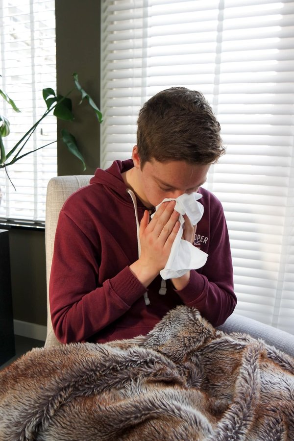 Come scegliere e utilizzare tessuti d'arredo per migliorare l'isolamento acustico di una stanza?